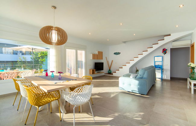 Casa de 5 quartos em Calp com piscina privada e jardim - Foto 4