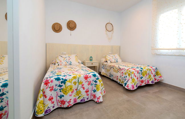 Casa de 5 quartos em Calp com piscina privada e jardim - Foto 18