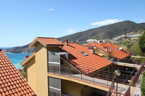 Photo 31 - Appartement de 2 chambres à Ospedaletti avec piscine et vues à la mer