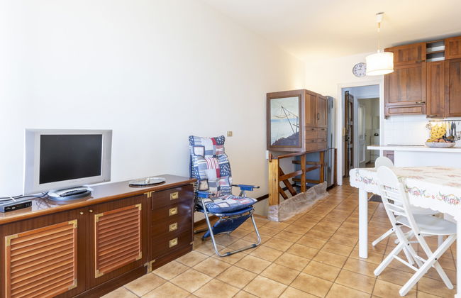 Apartamento de 3 quartos em Ospedaletti com piscina e terraço - Foto 2