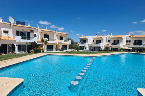 Photo 1 - Maison de 2 chambres à Albufeira avec piscine et vues à la mer