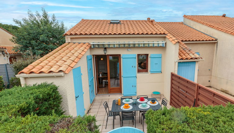 Photo 1 - Maison de 2 chambres à Les Mathes avec piscine et jardin