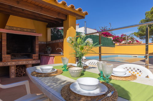 Photo 2 - Maison de 3 chambres à Deltebre avec piscine privée et vues à la mer