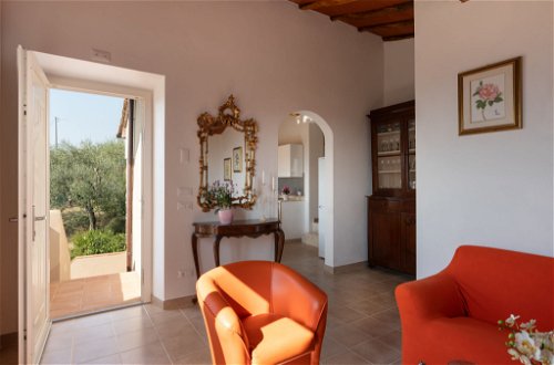 Foto 5 - Appartamento con 2 camere da letto a Capannori con piscina privata e giardino