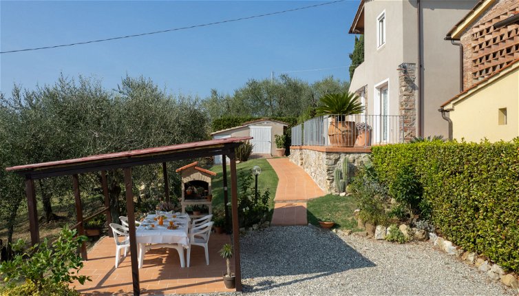 Foto 1 - Appartamento con 2 camere da letto a Capannori con piscina privata e giardino