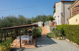 Foto 1 - Appartamento con 2 camere da letto a Capannori con piscina privata e giardino