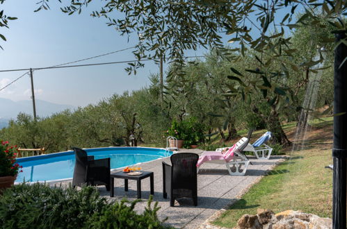 Foto 19 - Apartment mit 2 Schlafzimmern in Capannori mit privater pool und garten