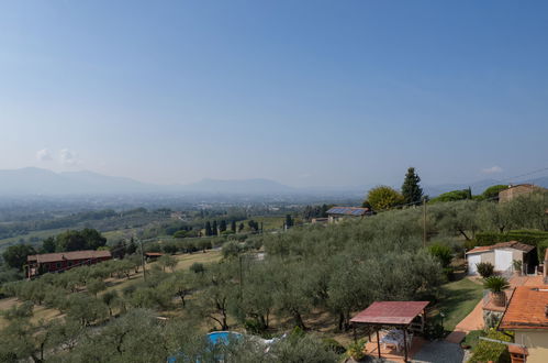 Foto 8 - Appartamento con 2 camere da letto a Capannori con piscina privata e giardino