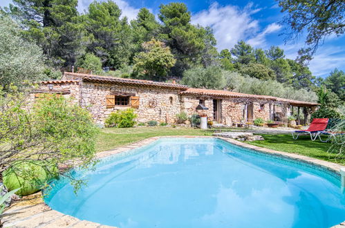 Photo 1 - Maison de 2 chambres à Ampus avec piscine privée et jardin