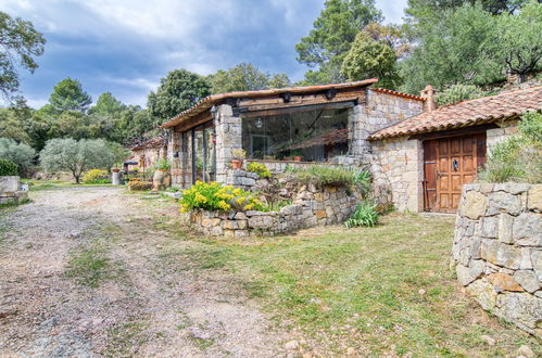 Foto 46 - Casa con 2 camere da letto a Ampus con piscina privata e giardino