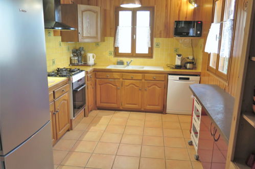 Photo 10 - 3 bedroom House in Loupiac with private pool and garden