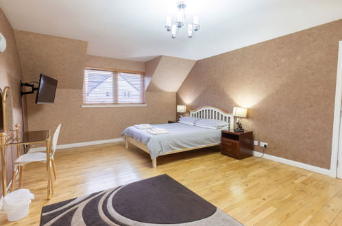 Foto 5 - Casa con 5 camere da letto a Inverness