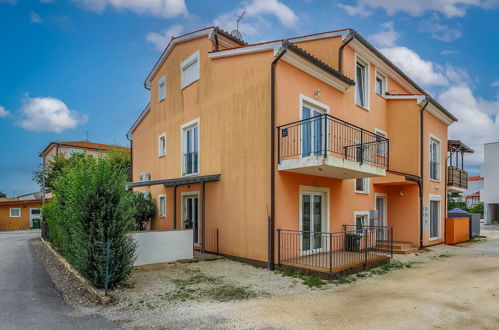 Photo 33 - Appartement de 2 chambres à Medulin avec jardin et vues à la mer