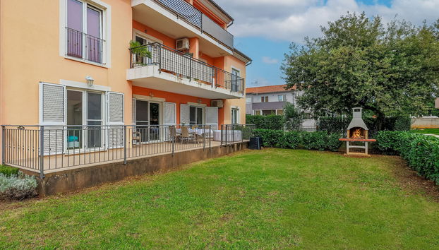 Apartamento de 3 quartos em Medulin com jardim e terraço - Foto 2