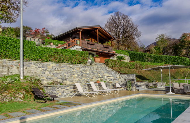 Casa de 3 quartos em Cerano d'Intelvi com piscina privada e jardim - Foto 1