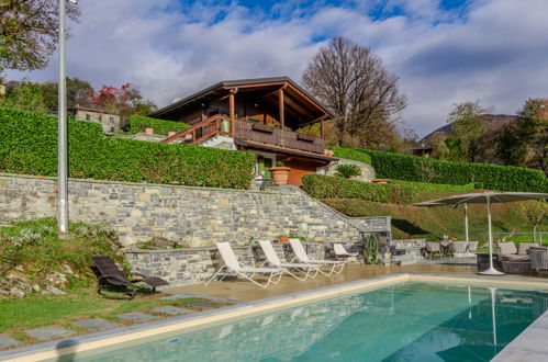 Foto 1 - Casa con 2 camere da letto a Cerano d'Intelvi con piscina privata e vista sulle montagne