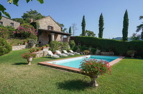 Photo 1 - Maison de 2 chambres à Dicomano avec piscine privée et jardin