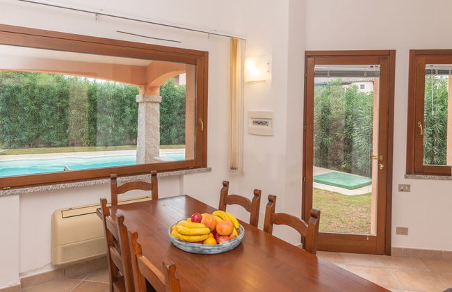 Casa de 4 quartos em Muravera com piscina privada e jardim - Foto 9