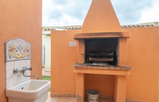 Casa de 4 quartos em Muravera com piscina privada e jardim - Foto 30