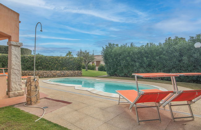 Casa de 4 quartos em Muravera com piscina privada e jardim - Foto 24