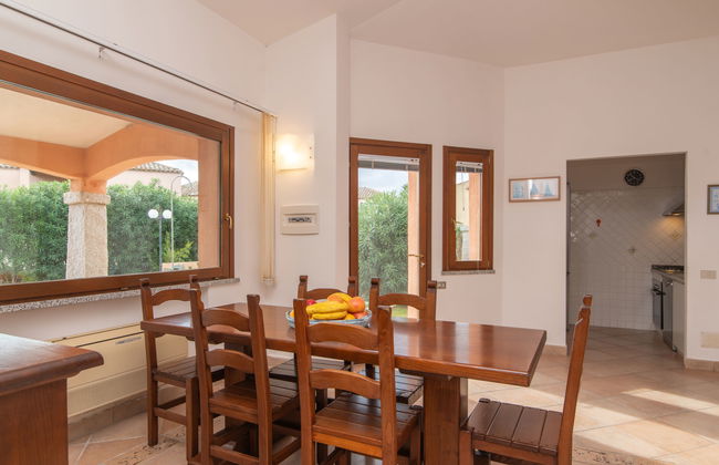 Casa de 4 quartos em Muravera com piscina privada e jardim - Foto 4