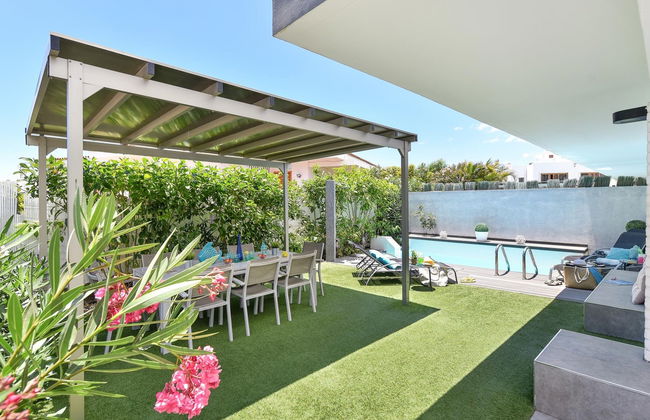 4 bedroom House in San Bartolomé de Tirajana with private pool and garden - Photo 18