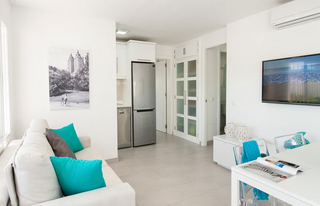4 bedroom House in San Bartolomé de Tirajana with private pool and garden - Photo 6