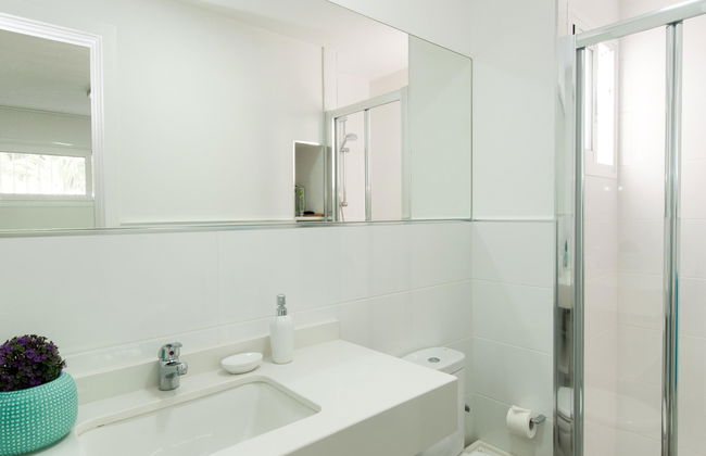 4 bedroom House in San Bartolomé de Tirajana with private pool and garden - Photo 14
