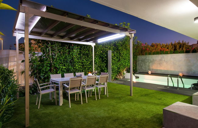 4 bedroom House in San Bartolomé de Tirajana with private pool and garden - Photo 2