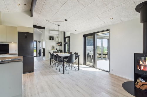 Foto 19 - Casa de 4 quartos em Løkken com piscina privada e terraço