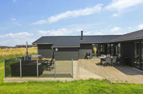 Foto 7 - Casa de 4 quartos em Løkken com piscina privada e terraço