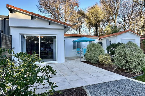 Foto 2 - Casa de 1 habitación en Saint-Brevin-les-Pins con terraza y vistas al mar