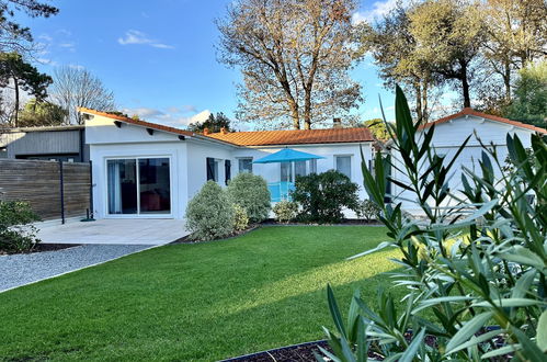 Foto 1 - Casa de 1 habitación en Saint-Brevin-les-Pins con terraza y vistas al mar