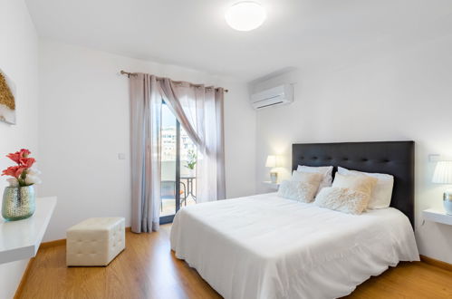 Foto 4 - Appartamento con 2 camere da letto a Olhão con piscina e vista mare