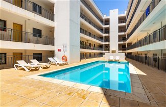 Foto 1 - Apartamento de 2 habitaciones en Olhão con piscina y vistas al mar
