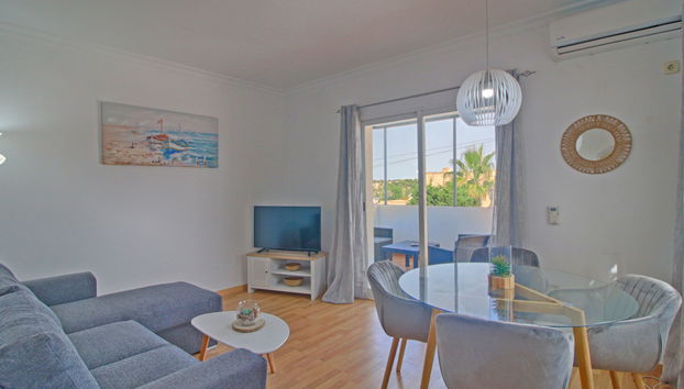 3 bedroom House in Calp with private pool and garden - Photo 2