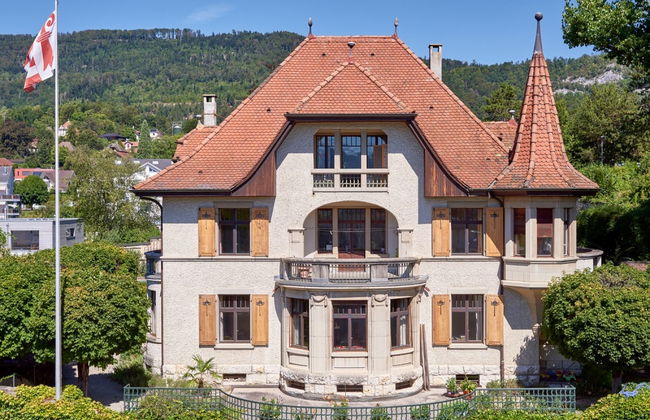 Apartamento de 7 quartos em Delémont com piscina - Foto 1