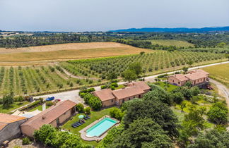 Photo 2 - Maison de 2 chambres à Sorano avec piscine et jardin