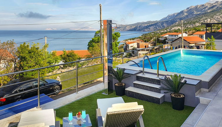 Foto 1 - Casa de 4 habitaciones en Senj con piscina privada y vistas al mar