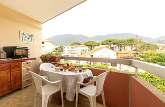 Foto 2 - Apartamento de 1 quarto em Cavalaire-sur-Mer com terraço