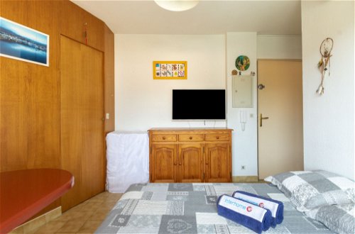 Foto 12 - Appartamento con 1 camera da letto a Cavalaire-sur-Mer con terrazza e vista mare