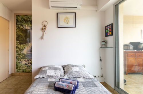 Foto 10 - Appartamento con 1 camera da letto a Cavalaire-sur-Mer con terrazza e vista mare