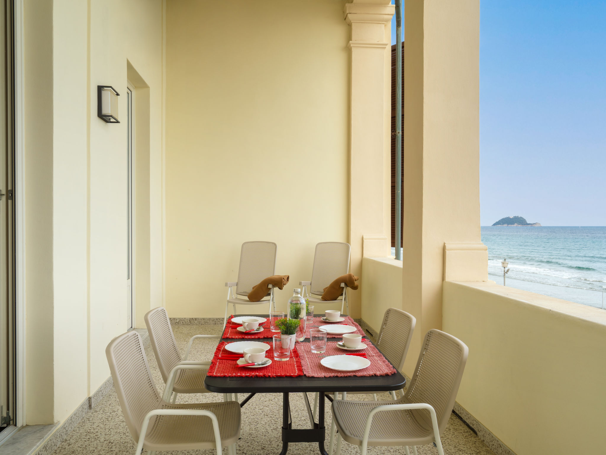 Foto 8 - Apartamento de 2 quartos em Alassio com vistas do mar