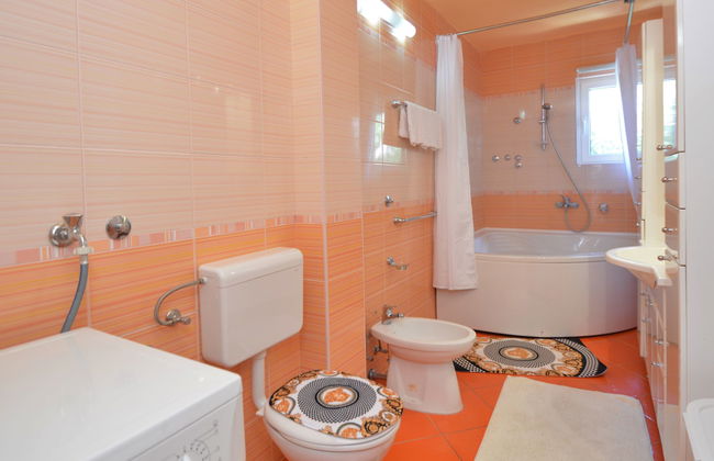Apartamento de 4 quartos em Tribunj com piscina e jardim - Foto 30
