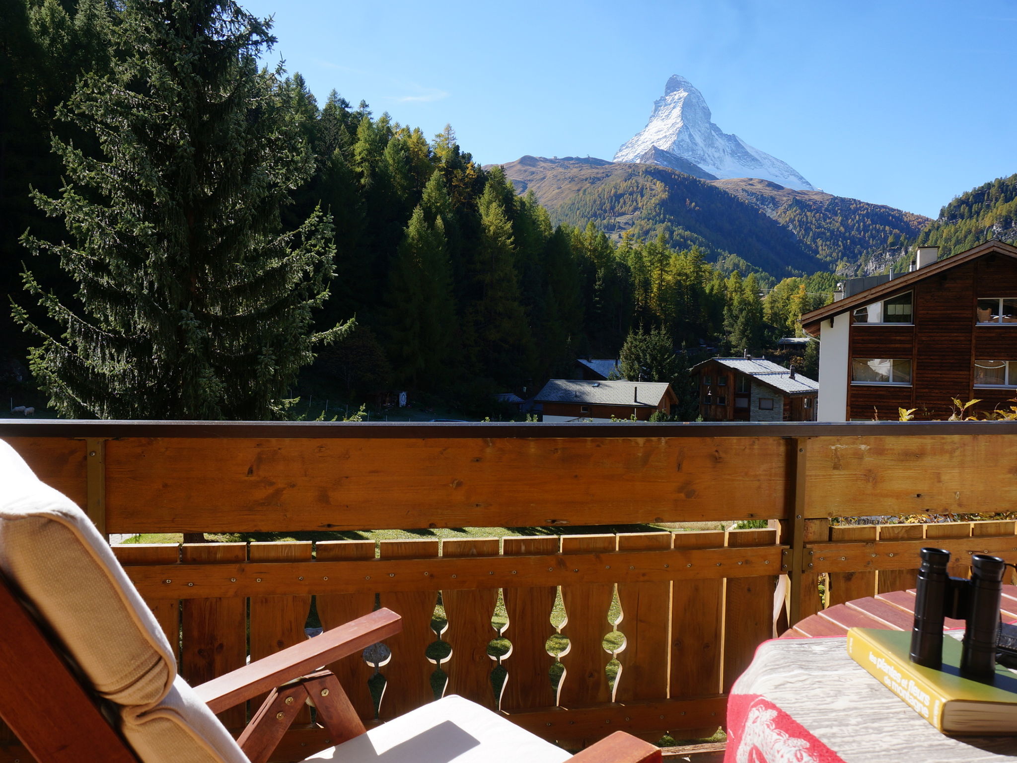 Foto 1 - Appartamento con 3 camere da letto a Zermatt con vista sulle montagne