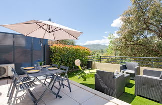 Photo 2 - Appartement de 1 chambre à Sainte-Maxime avec piscine et jardin