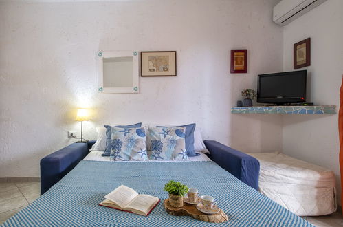 Photo 9 - Apartment in Golfo Aranci with garden and sea view