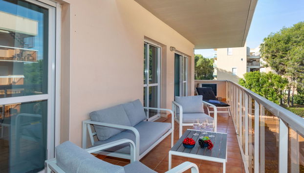 Apartment mit 3 Schlafzimmern in Salou mit schwimmbad und garten - Foto 2