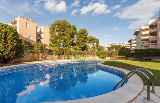 Apartamento de 3 quartos em Salou com piscina e jardim - Foto 1