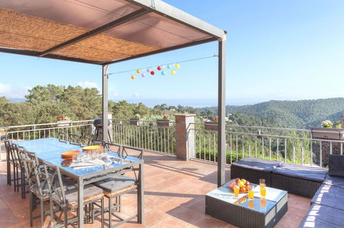 Foto 4 - Casa de 4 habitaciones en Lloret de Mar con piscina privada y jardín